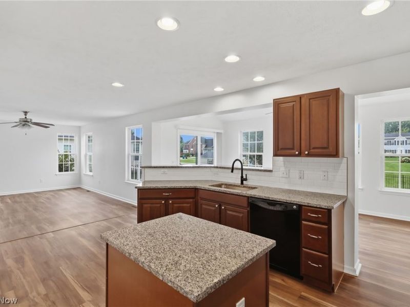36035 Harbor Drive, North Ridgeville, OH 44039 Photo 13