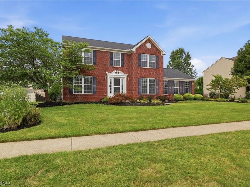 36035 Harbor Drive, North Ridgeville, OH 44039 Photo 2