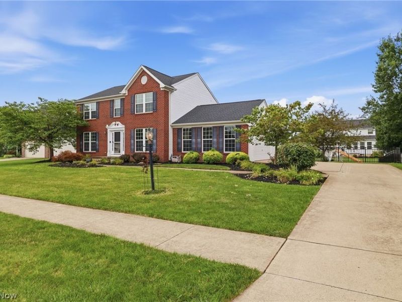 36035 Harbor Drive, North Ridgeville, OH 44039 Photo 4