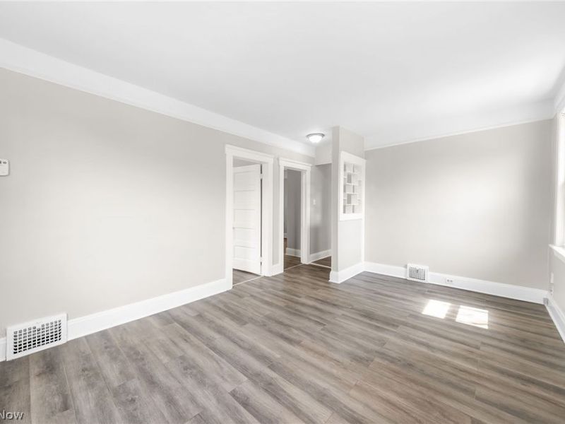3225 W 38th Street, Cleveland, OH 44109 Photo 2