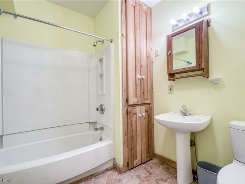 1792 W 57th Street, Cleveland, OH 44102 Photo 27
