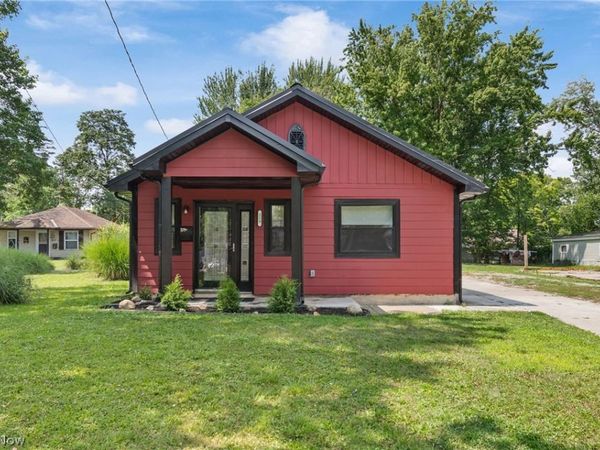 219 N Jefferson Street , Medina, OH 44256