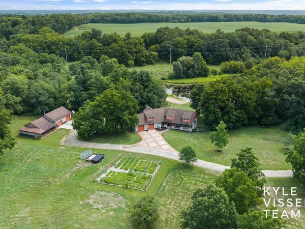 590 Talisman Drive NE, Lowell, MI 49331