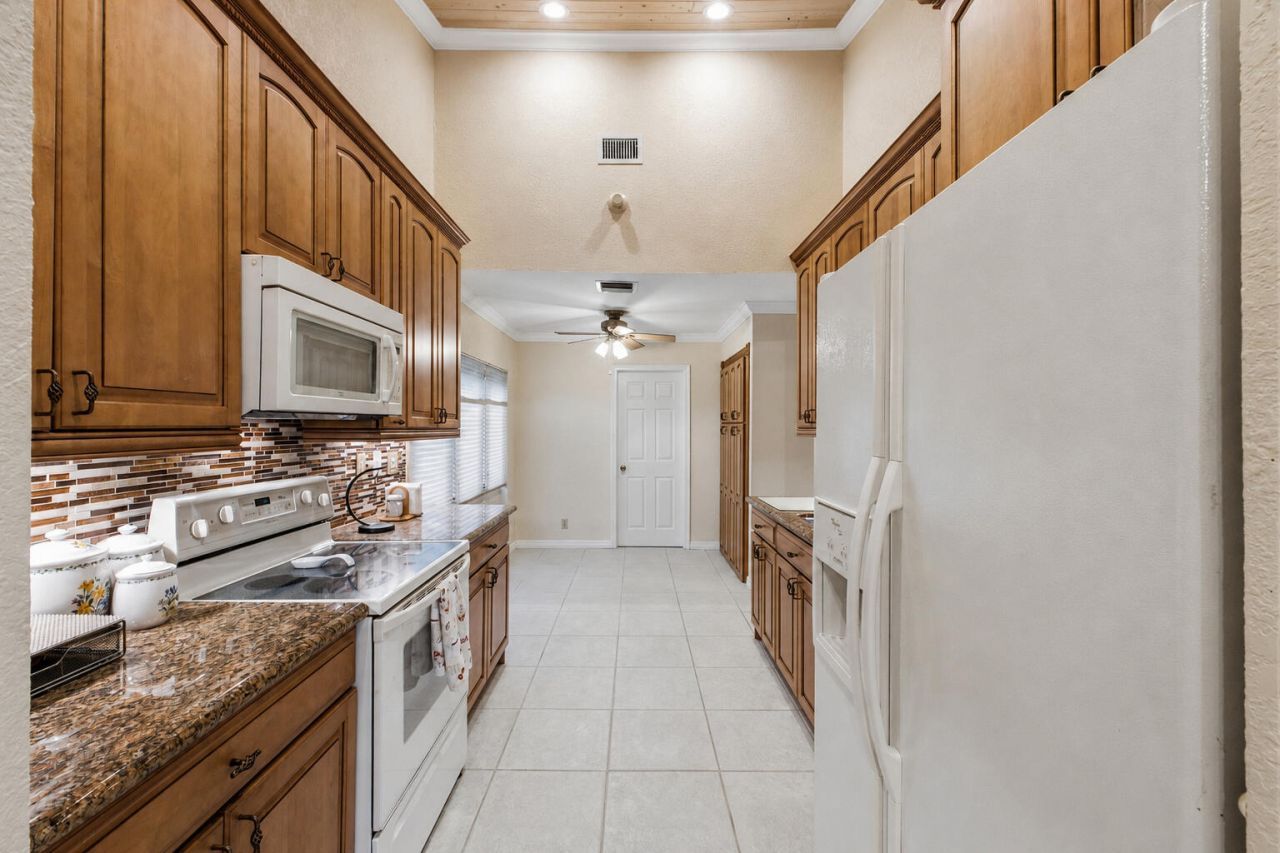 8719 NW 1st Street, Coral Springs, FL 33071 Photo
