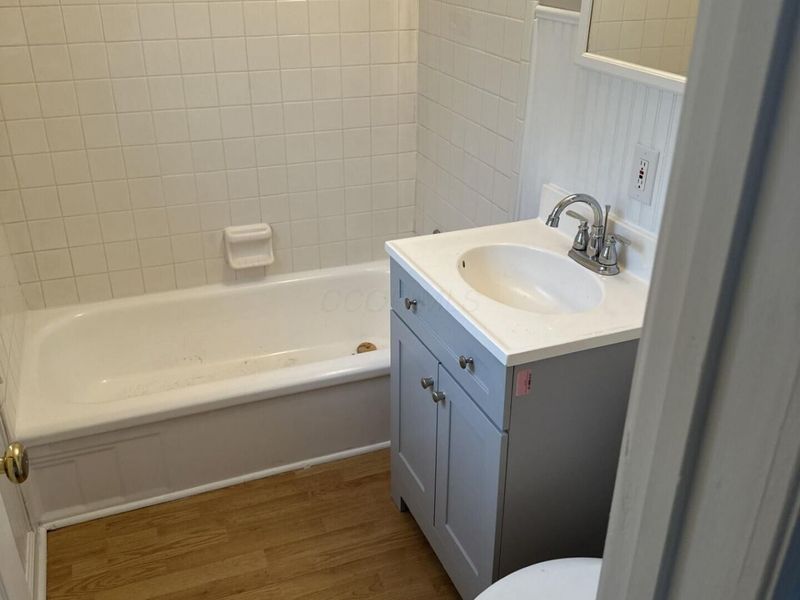 639 Morse Road , Columbus, OH 43214 Photo 7