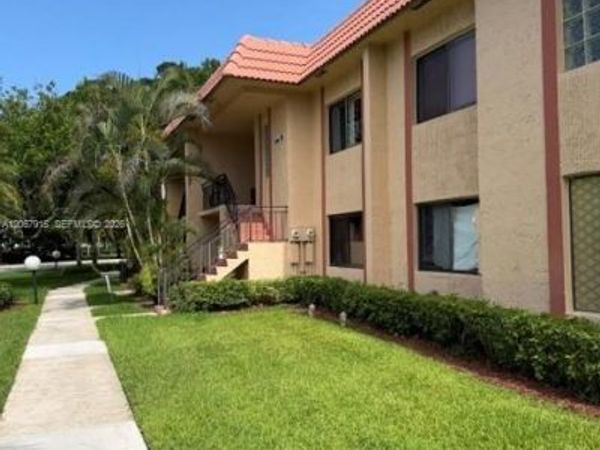 164 Lakeview Dr , Unit 204, Weston, FL 33326