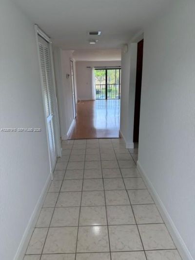 164 Lakeview Dr , Unit 204, Weston, FL 33326 Photo
