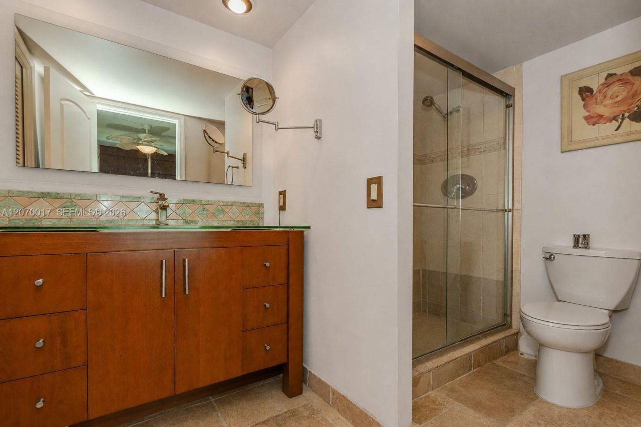 3051 NE 48th St , Unit 406, Fort Lauderdale, FL 33308 Photo