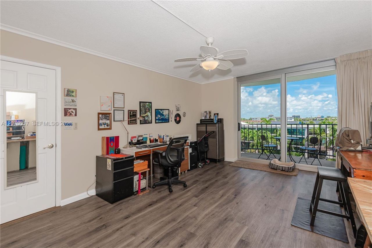 3051 NE 48th St , Unit 406, Fort Lauderdale, FL 33308 Photo