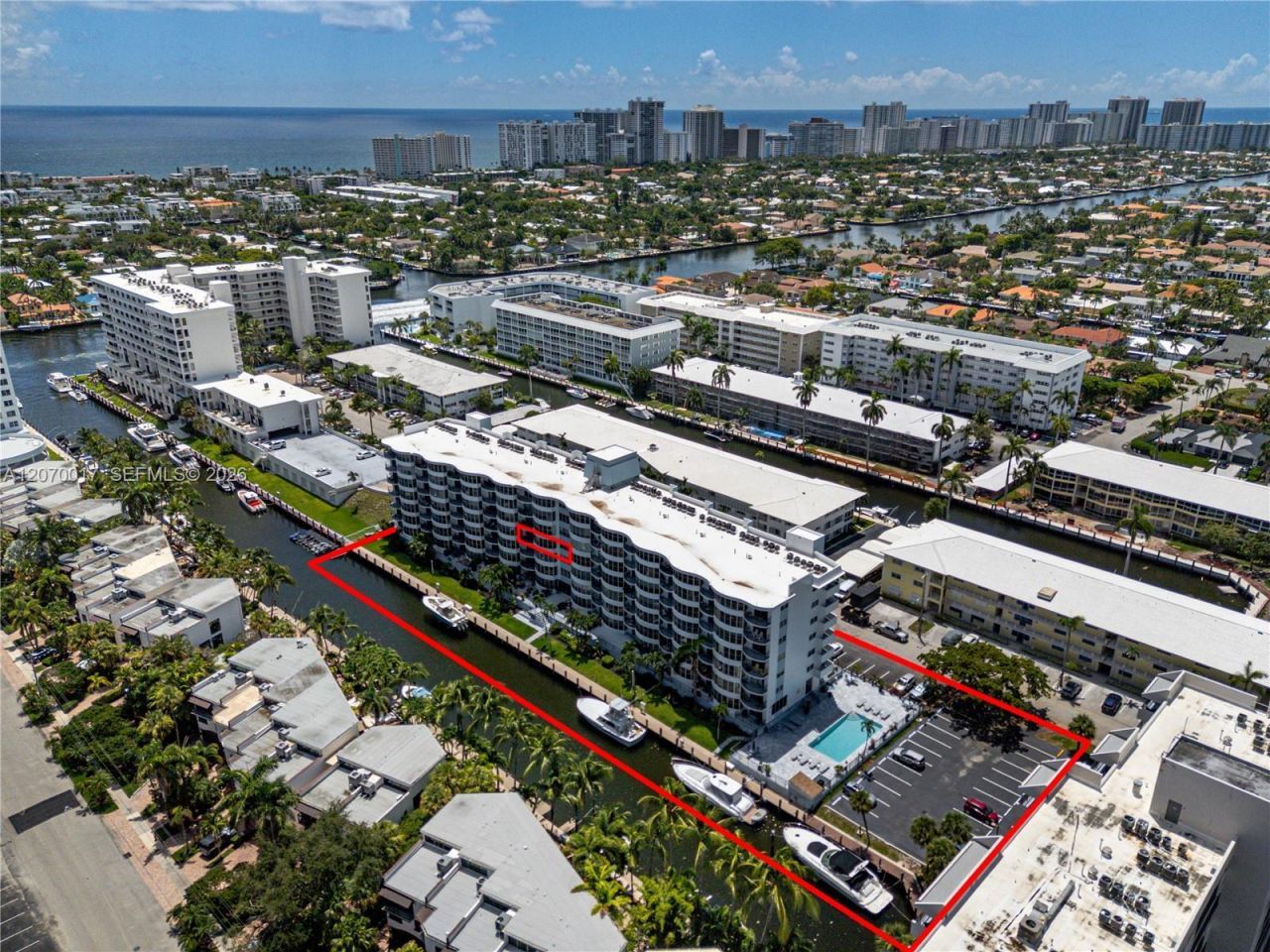 3051 NE 48th St , Unit 406, Fort Lauderdale, FL 33308 Photo