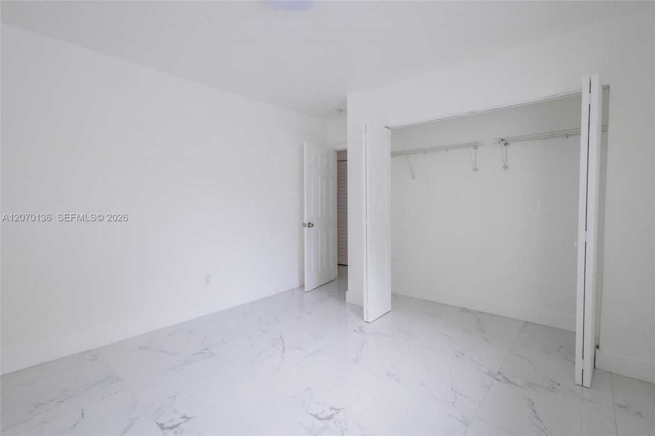 979 SW 10th St , Unit 2, Miami, FL 33130 Photo