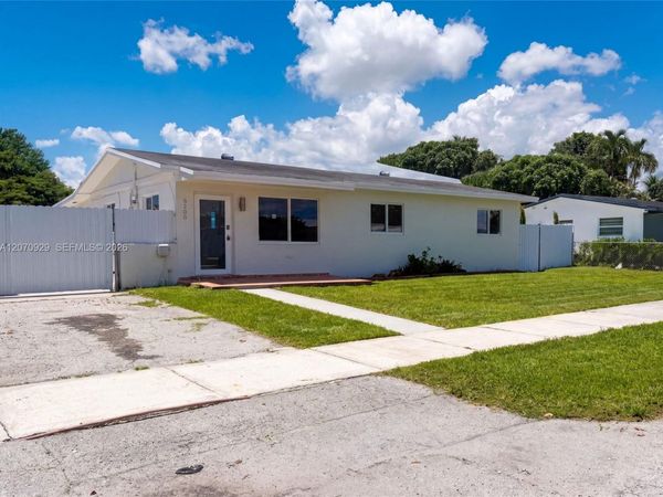 6200 SW 109th Ave , Miami, FL 33173