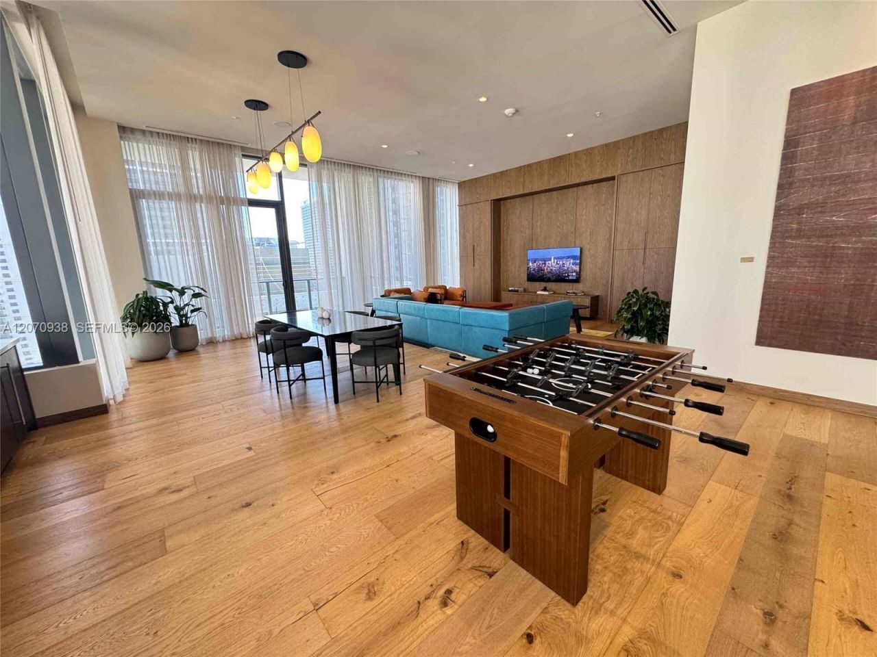 11 NE 6th St , Unit 705, Miami, FL 33132 Photo