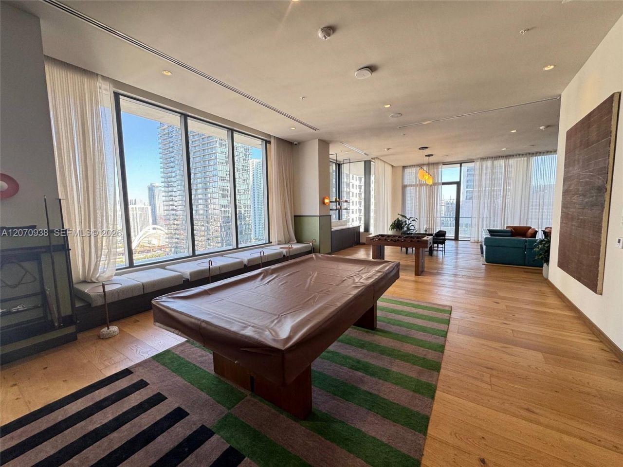 11 NE 6th St , Unit 705, Miami, FL 33132 Photo