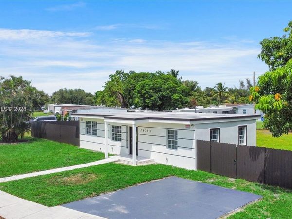 Miami Gardens, FL 33054