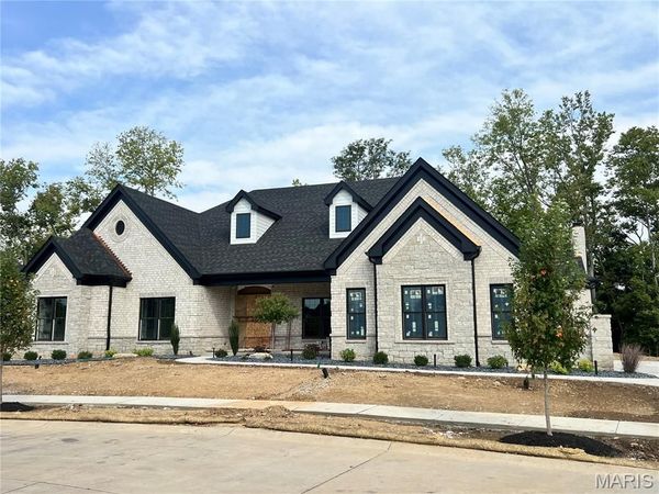753 Silver Buck Lane, Chesterfield, MO 63005