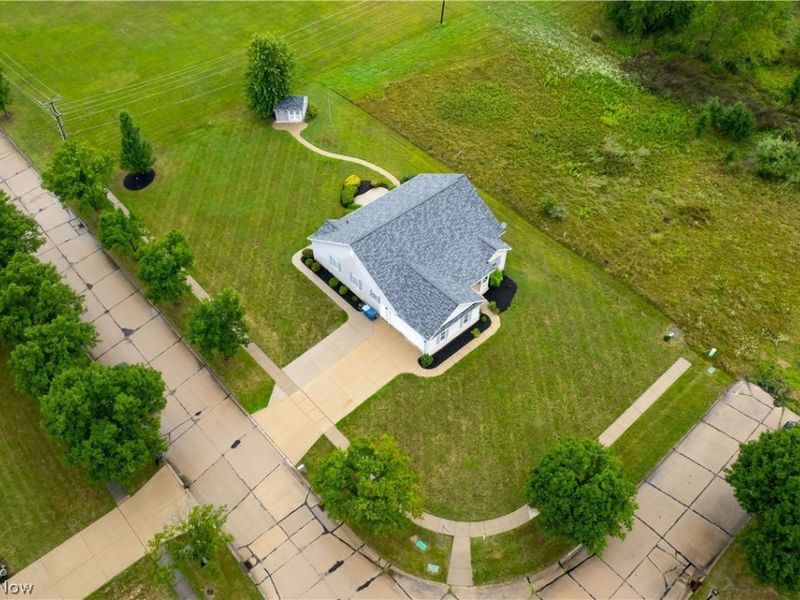201 Cornerstone Place, Wellington, OH 44090 Photo 3