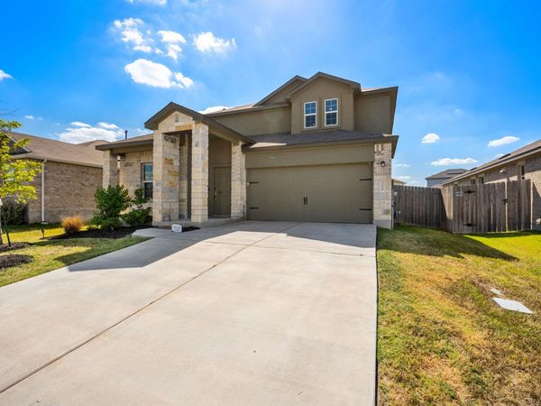 200 Montego ST, Hutto, TX 78634
