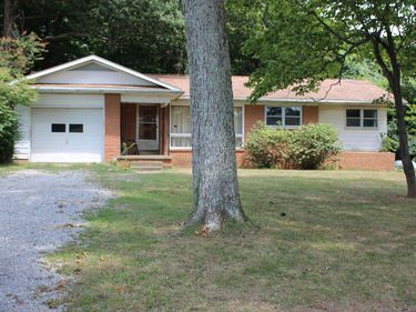 11263 State Route 93 S , Eddyville, KY 42038