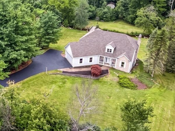 233 Dean Road , Spencerport, NY 14559