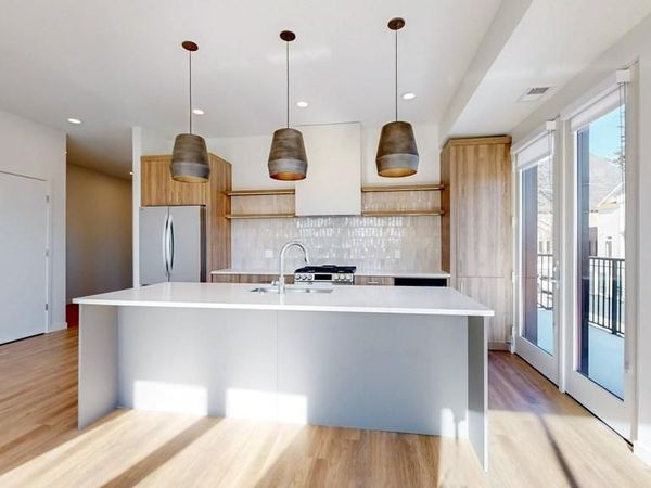 262 West Drive, Excelsior, MN 55331