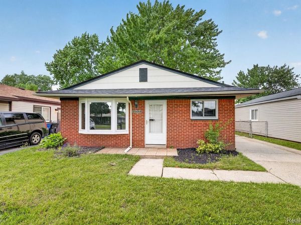 33484 Krauter Street , Westland, Mi 48185