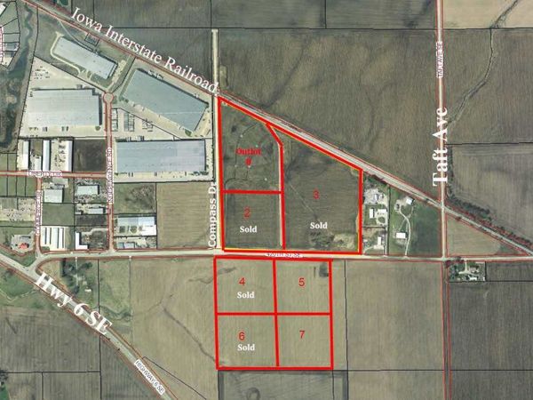 4748 SE 420th St, Iowa City, IA 52240