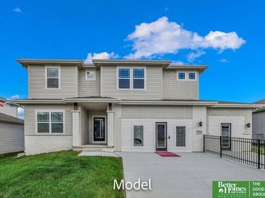 8613 N 177 Street, Bennington, NE 68007