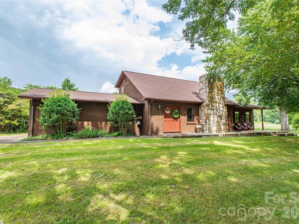 132 Hurd Road, Canton, NC 28716