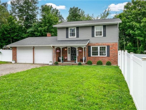 543 Briarcliff Avenue , Alliance, OH 44601