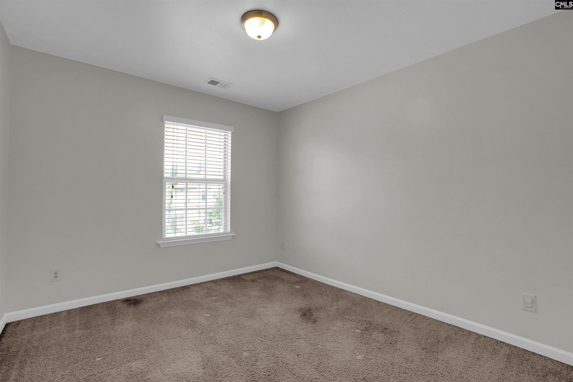 415 Easy Goer Court  Photo 31