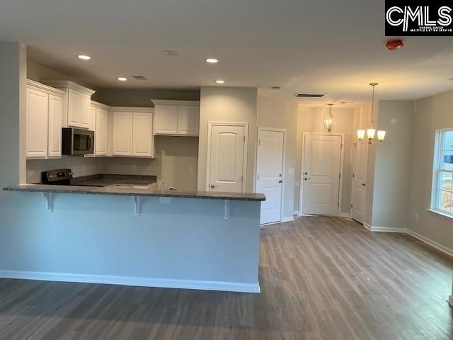 953 Bergenfield Lane  Photo 5