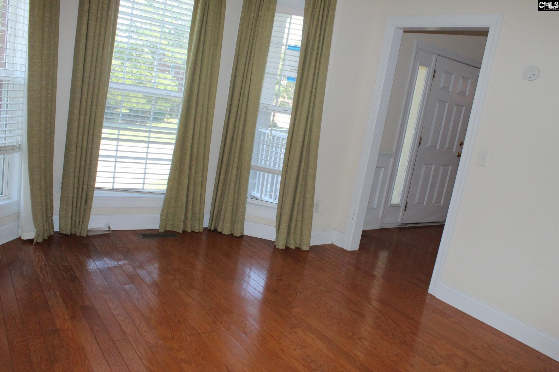 341 Laurel Rise Lane  Photo 10