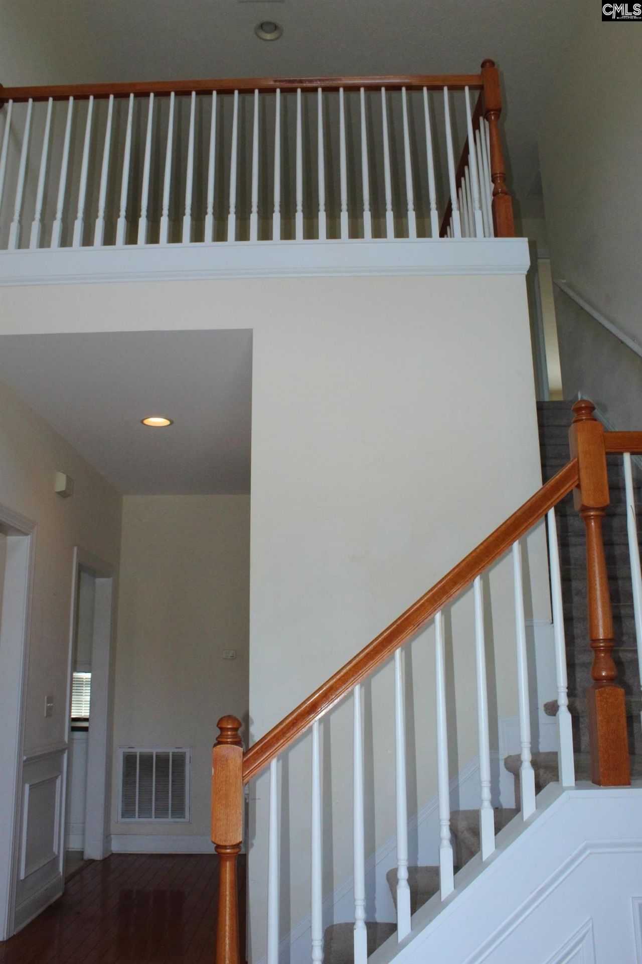 341 Laurel Rise Lane  Photo 9