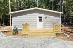 281 Douglas Road photo 4