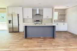 281 Douglas Road photo 4