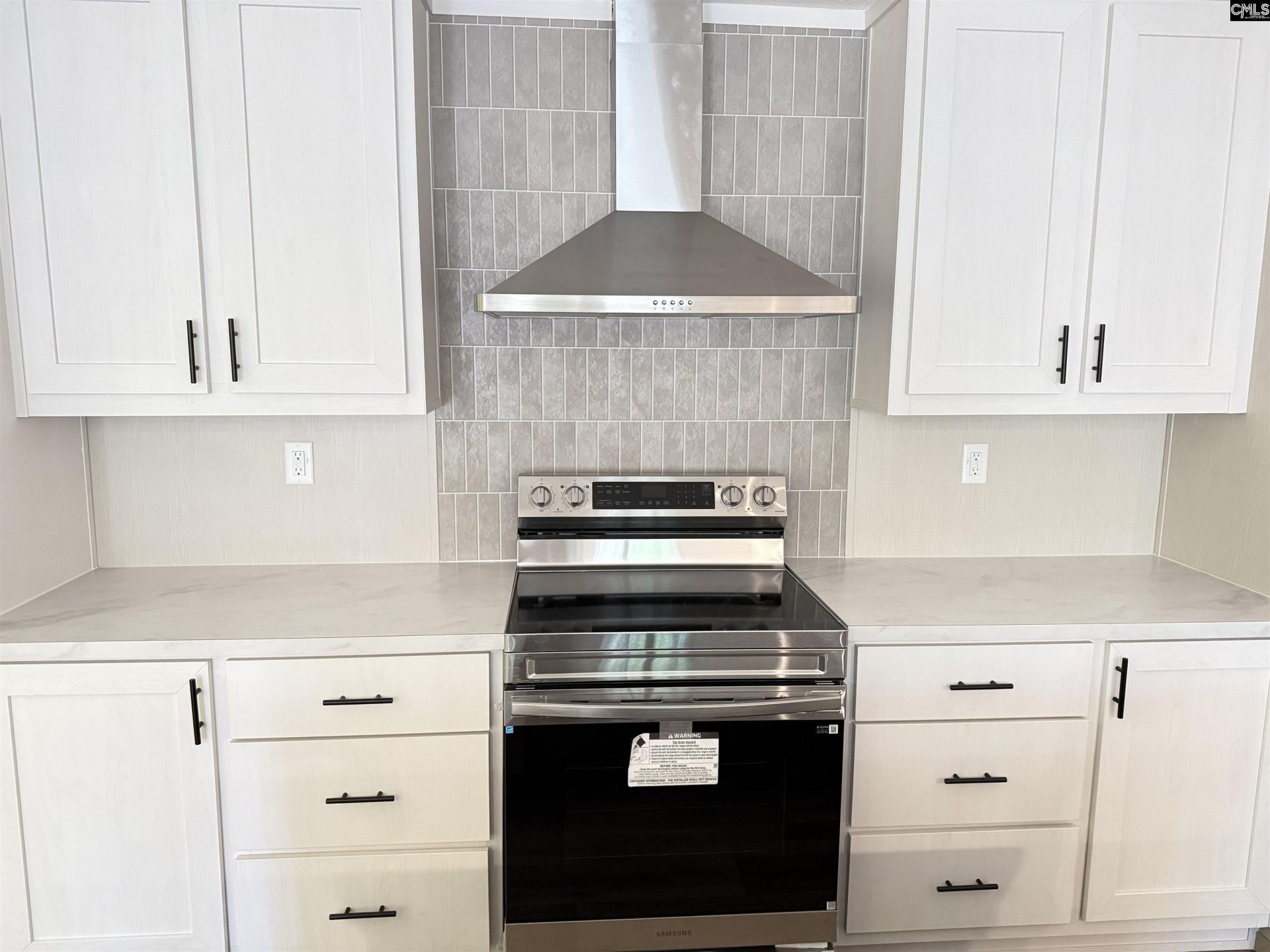 281 Douglas Road Photo 7