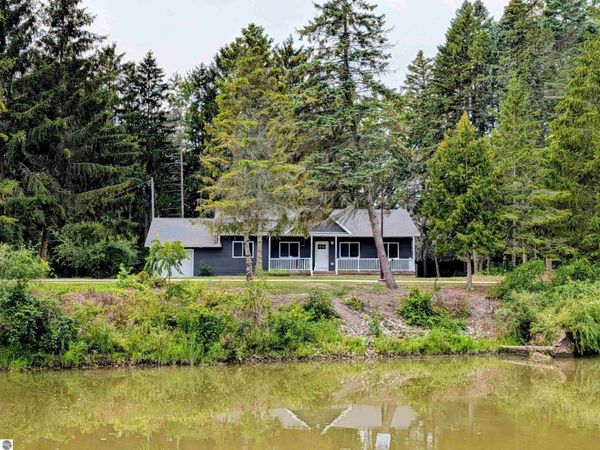 229 Water Street, Au Gres, MI 48703