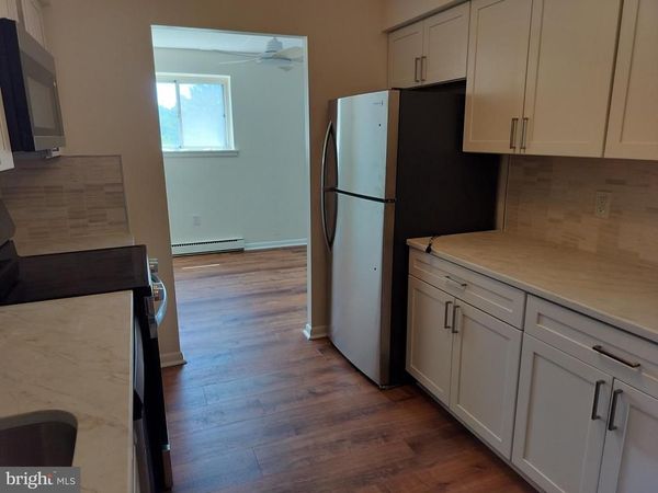 3421 W CHESTER PIKE , NEWTOWN SQUARE, PA 19073