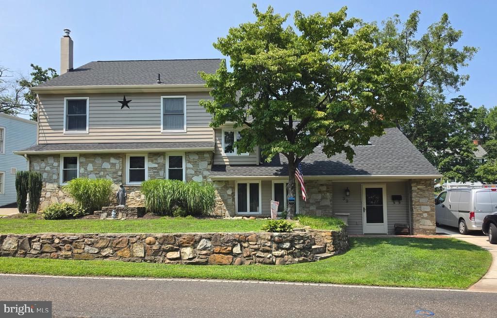 39 LOWER MORRISVILLE, FALLSINGTON, PA 19054
