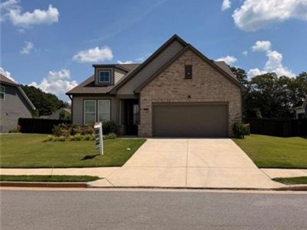 143 Grand Meadows Drive, Hoschton, GA 30548