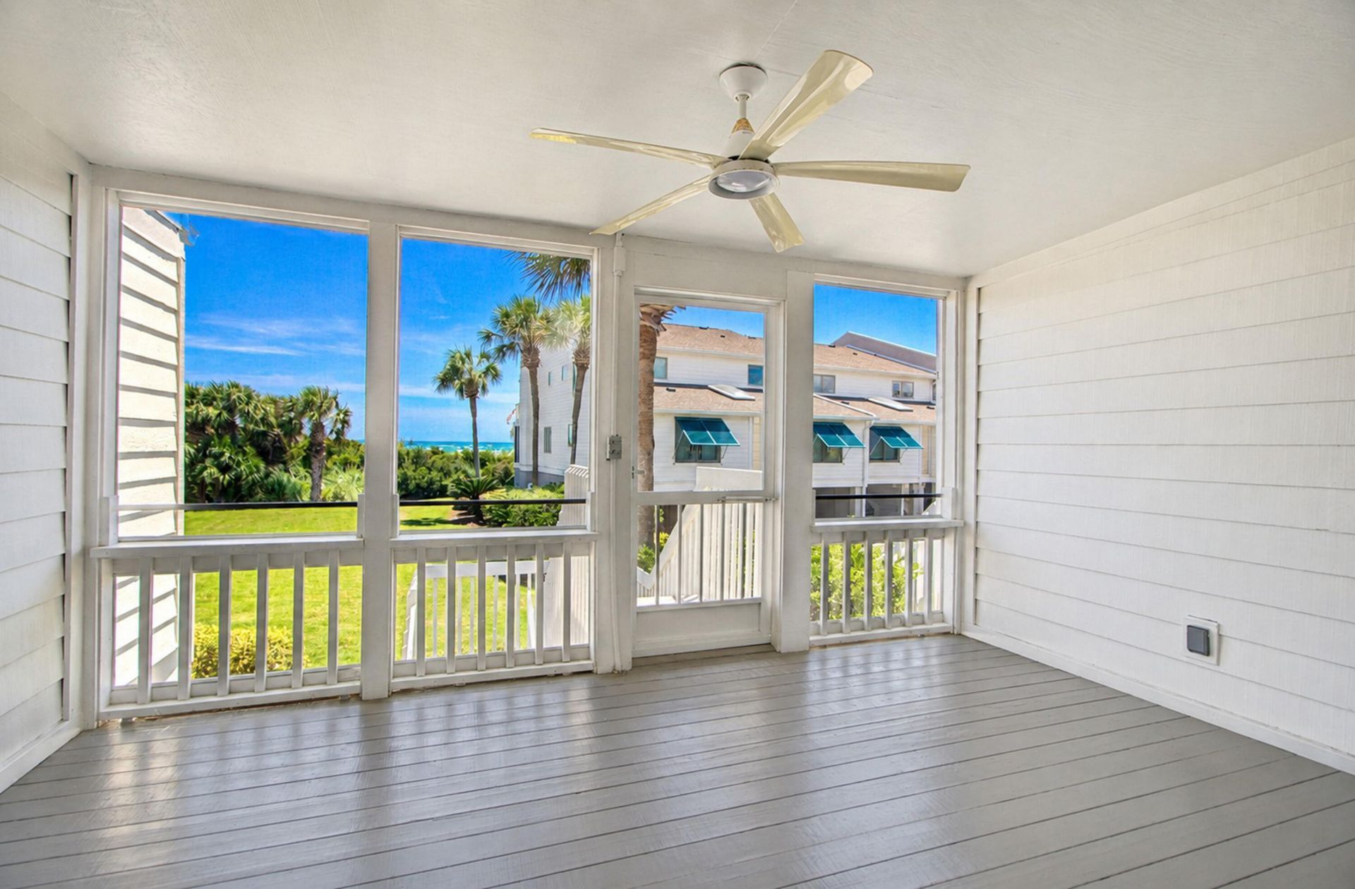 63 Beach Club Villas Photo 13