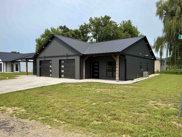 802A Sharon Street, Arena, WI 53503