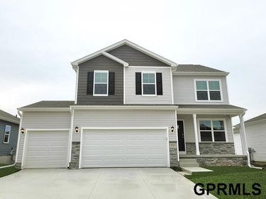 5521 N 186 Avenue, Elkhorn, NE 68022