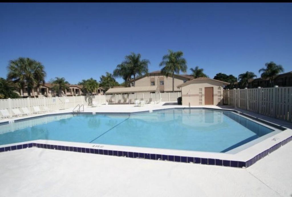 9466 Boca Cove Circle, Unit 301, Boca Raton, FL 33428 Photo