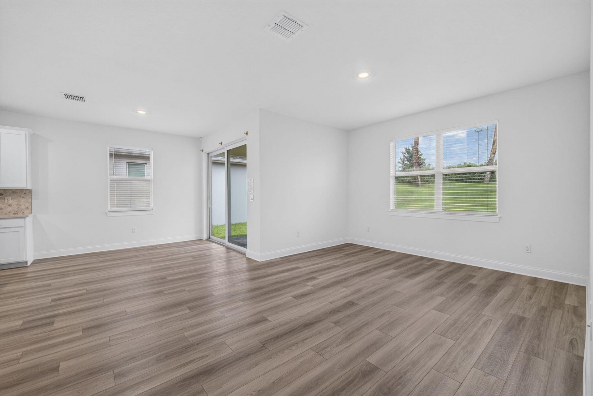 8666 Dahlia Circle, Port Saint Lucie, FL 34986 Photo