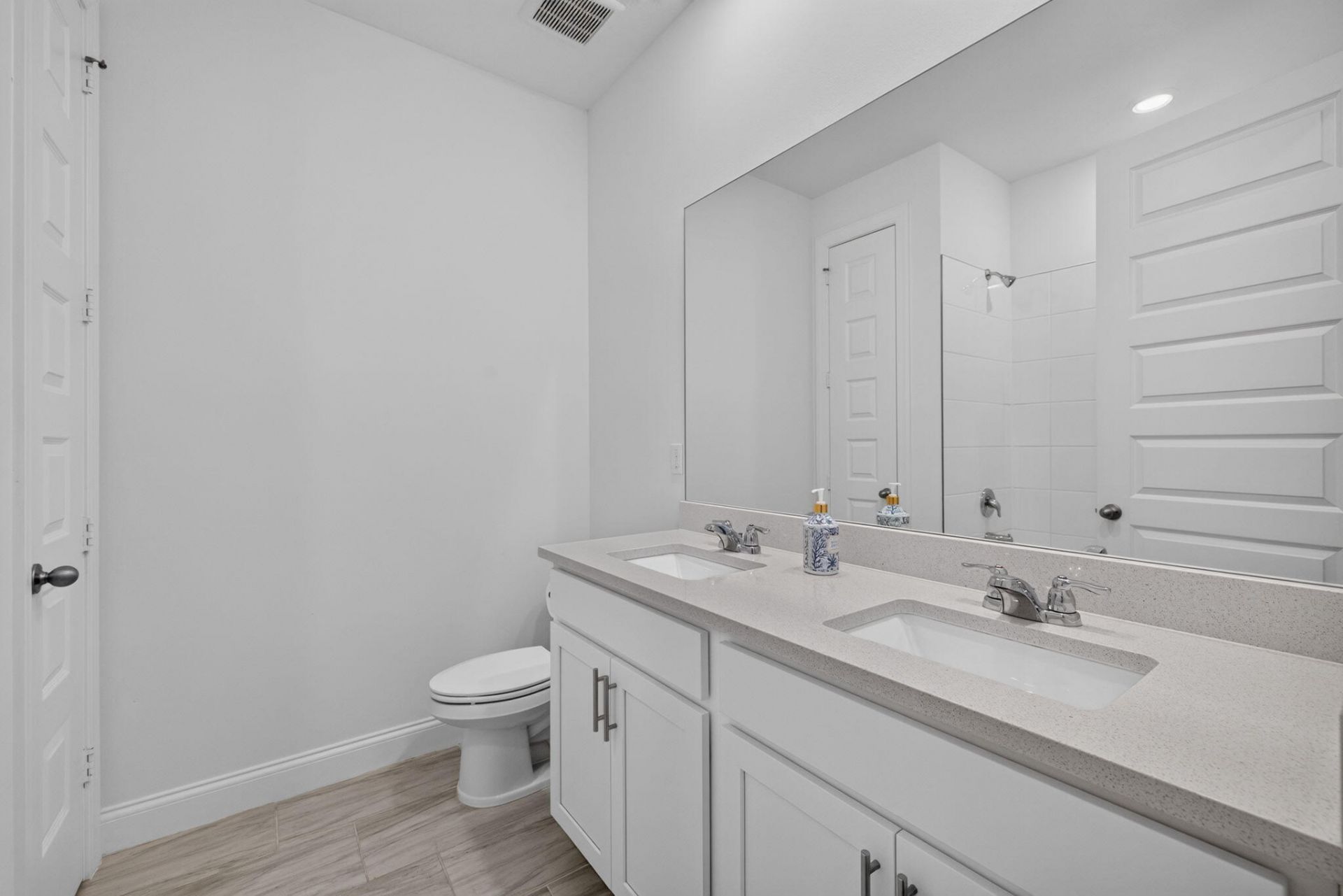 8666 Dahlia Circle, Port Saint Lucie, FL 34986 Photo