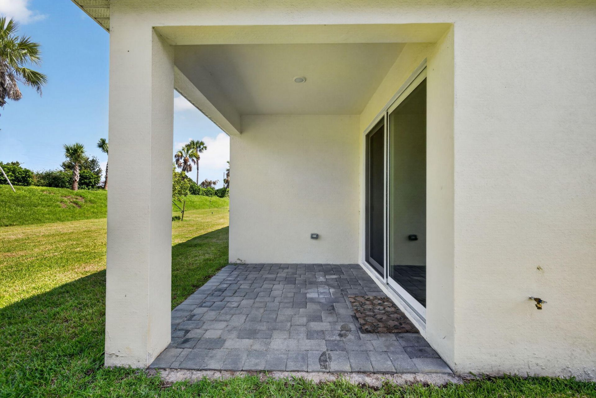 8666 Dahlia Circle, Port Saint Lucie, FL 34986 Photo