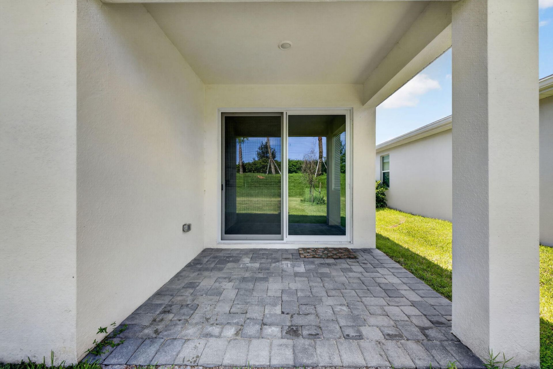 8666 Dahlia Circle, Port Saint Lucie, FL 34986 Photo