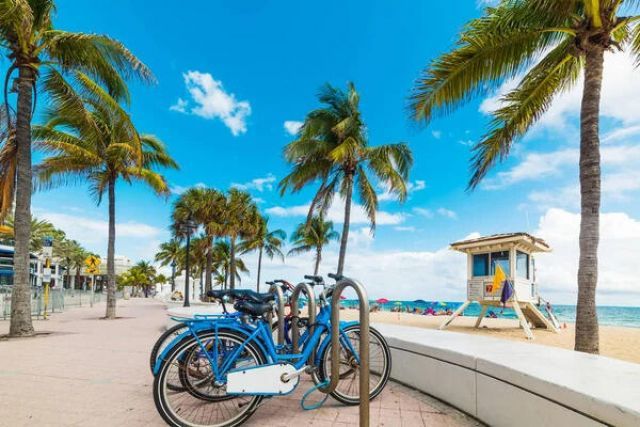 2404 NE 33rd Avenue, Unit 4, Fort Lauderdale, FL 33305 Photo